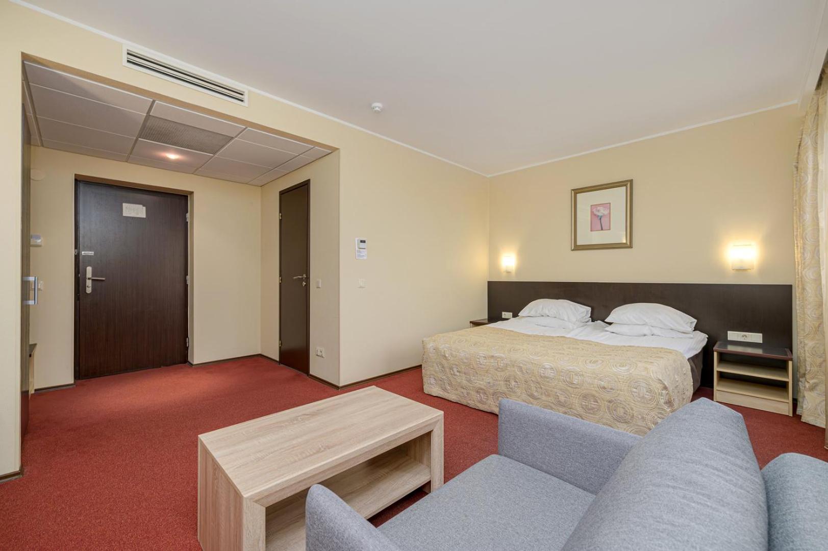Hotel Rocca Al Mare Tallinn Buitenkant foto