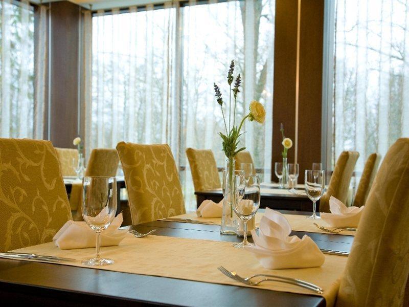 Hotel Rocca Al Mare Tallinn Buitenkant foto